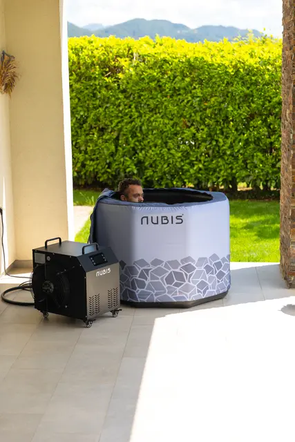 Nubis Chiller Til Isbad 